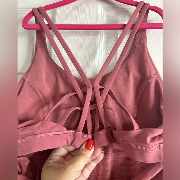 Lululemon Crisscross Back Tank Top, Size 6 - Picture 5 of 8